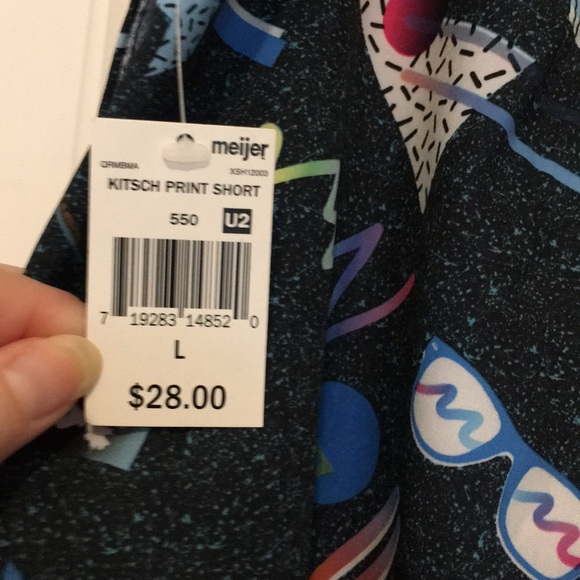 Men’s 90s Inspires Swim Shorts - Picture 5 of 6